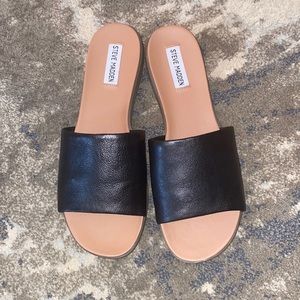 NWT 9.5 Steve Madden Slide Sandals